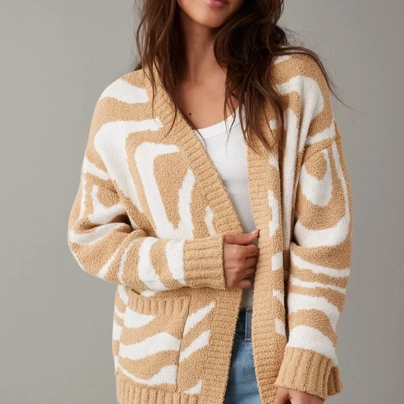 American Eagle super soft Chenille Cardigan sweater - Picture 1 of 8